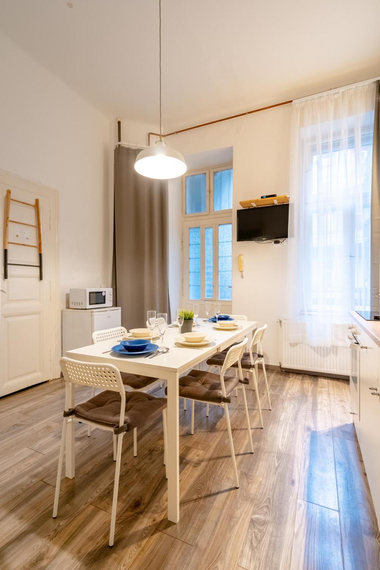 Wave - 3 Bedroom Apt In Center Βουδαπέστη Εξωτερικό φωτογραφία